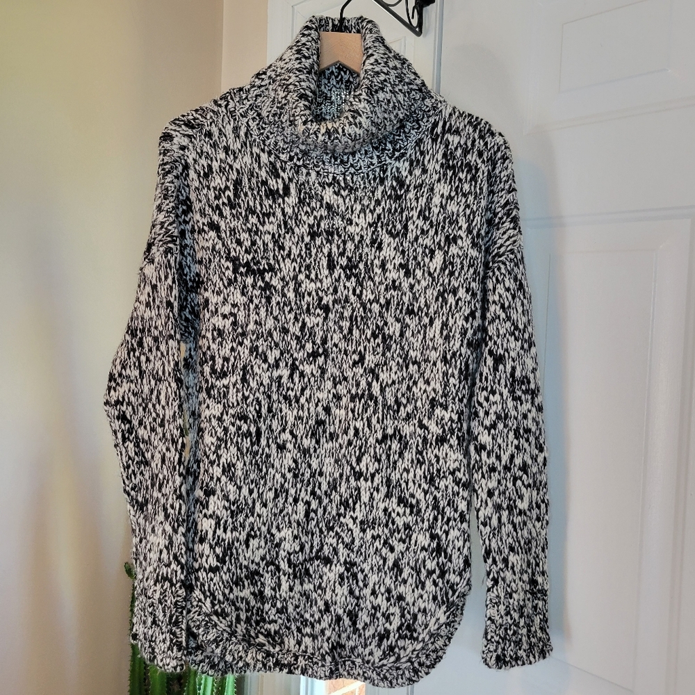 Treasure & Bond Black And White‎ Cowl Neck Wool Blend Sweater Longsleeve Size M